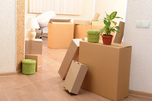 Careful loading support for a flat move in Pimlico